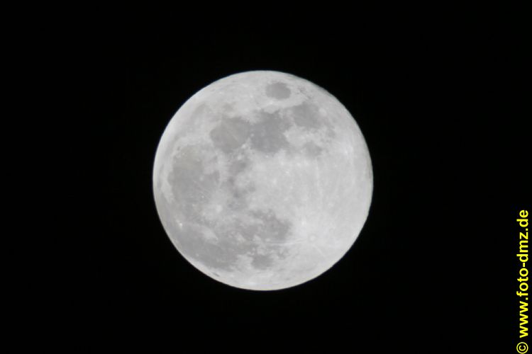 02-Mondfinsternis9_am_16082008
